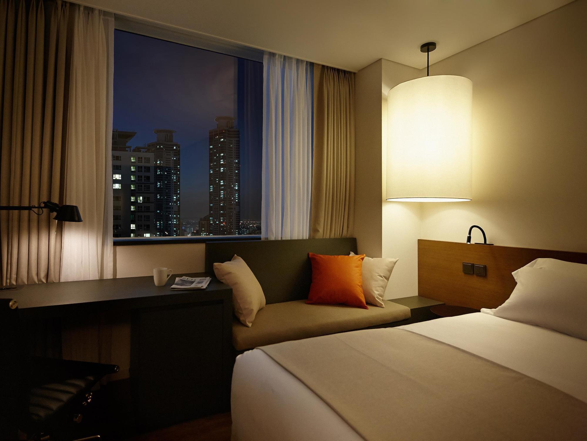 Shilla Stay Seodaemun Seoul Exterior photo